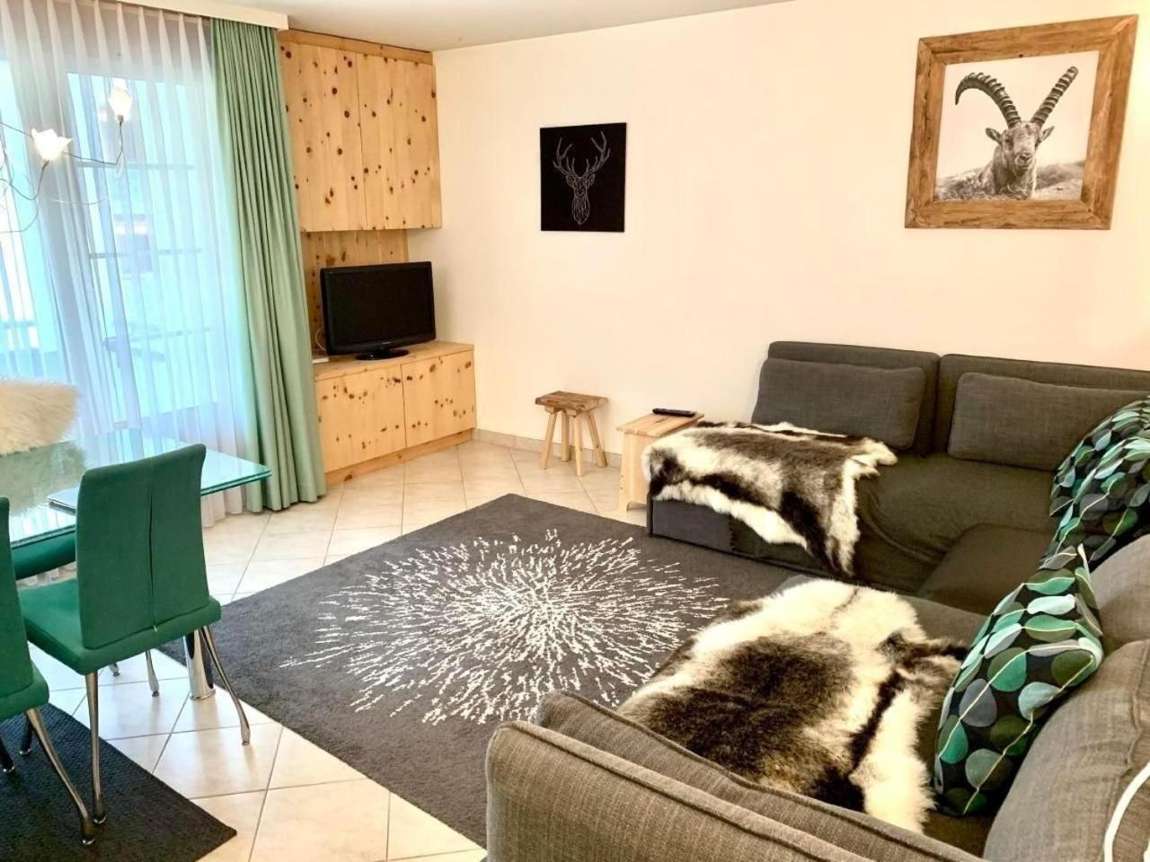 Ferienwohnung Gian, Zentral Mit Garagenstellplatz Давос Екстериор снимка