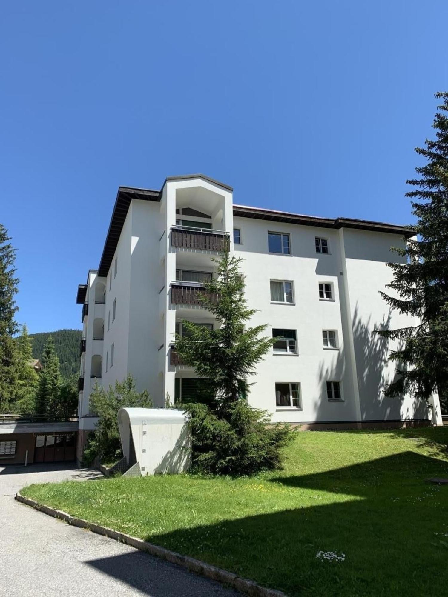 Ferienwohnung Gian, Zentral Mit Garagenstellplatz Давос Екстериор снимка